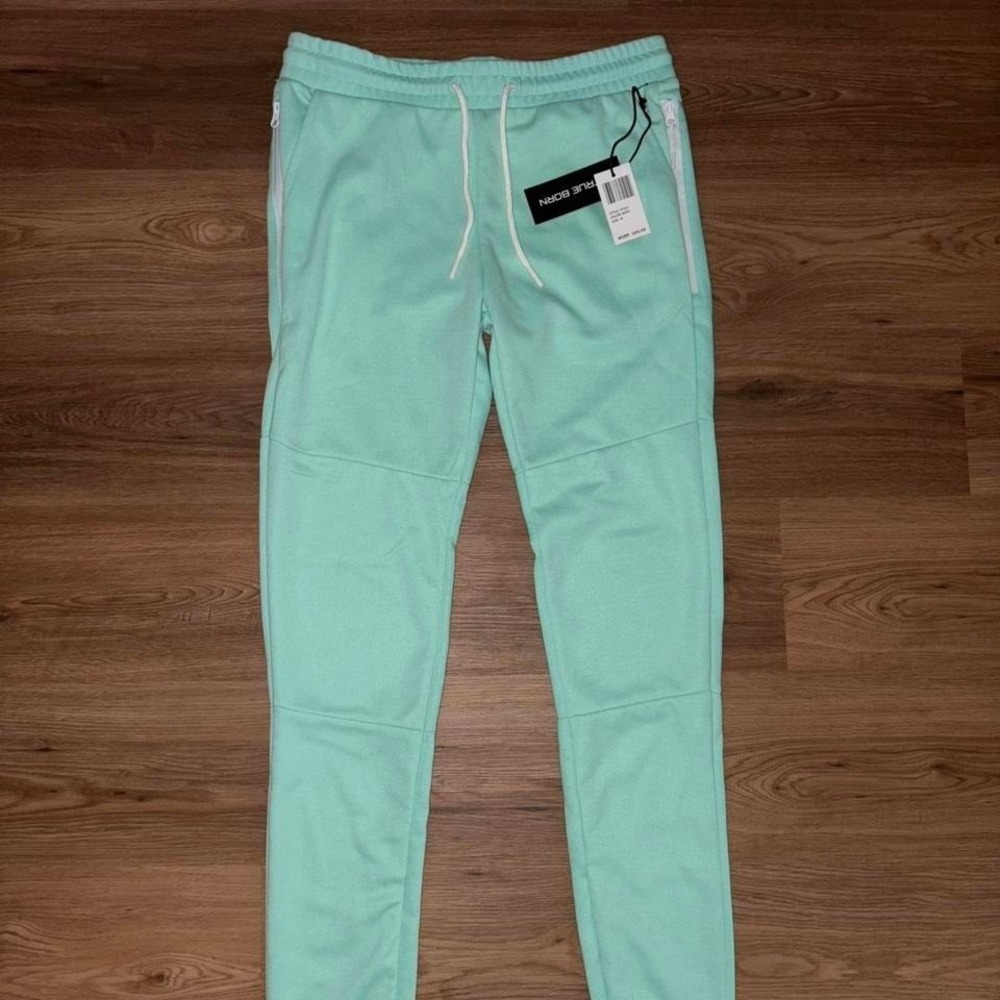 True Born Mint Joggers (M)